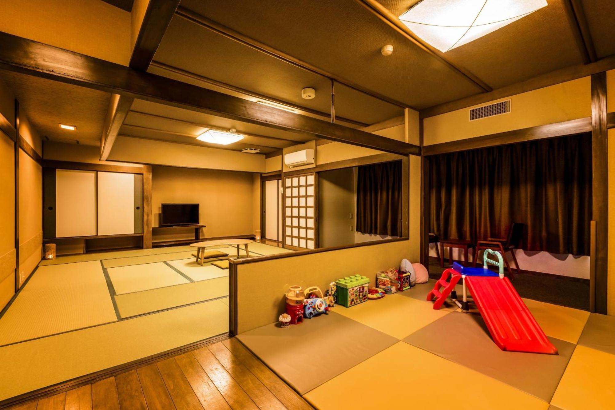 Ooedo Onsen Monogatari Premium Shirahama Saichoraku Hotell Eksteriør bilde